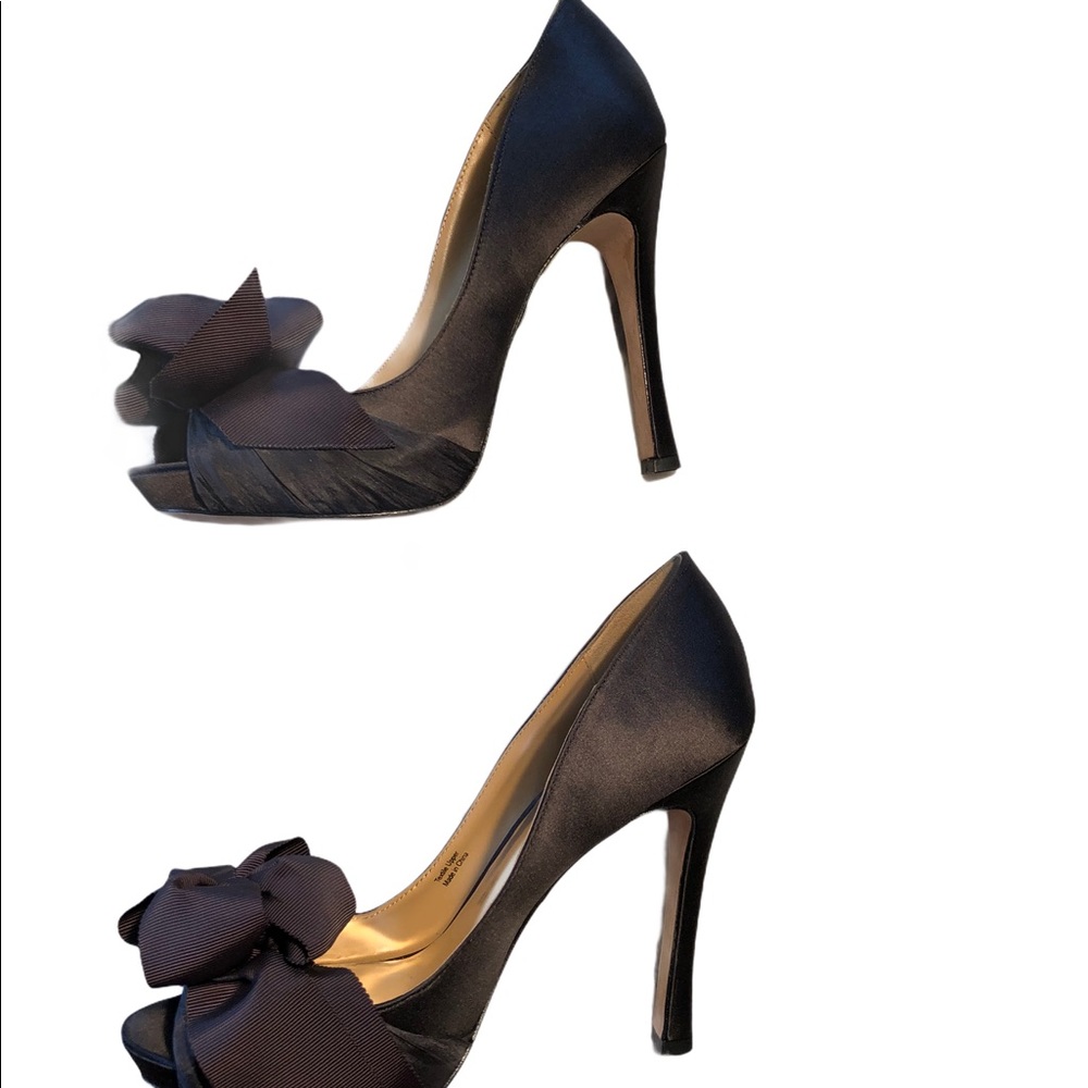 Badgley Mischka “Keeper” in Smoke Satin Sz 8.5 - Picture 4 of 11